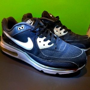 Air Max Wright size 8.5 Black White Leather